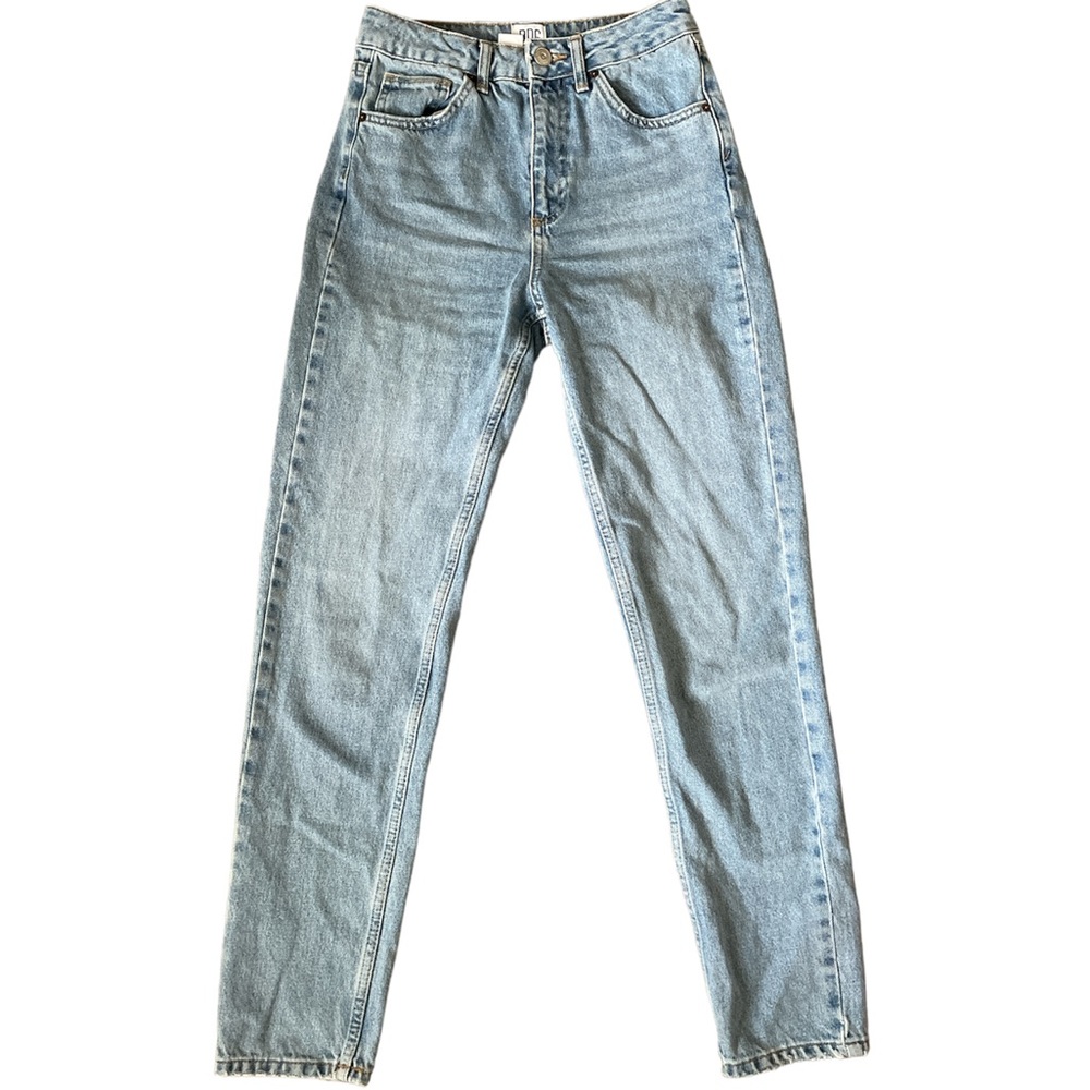 BDG High Waist Light Wash Mom Jeans Size 26
